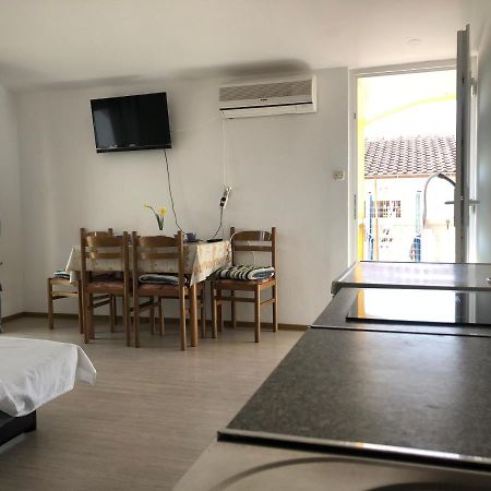 Apartments Marija Vir Kültér fotó