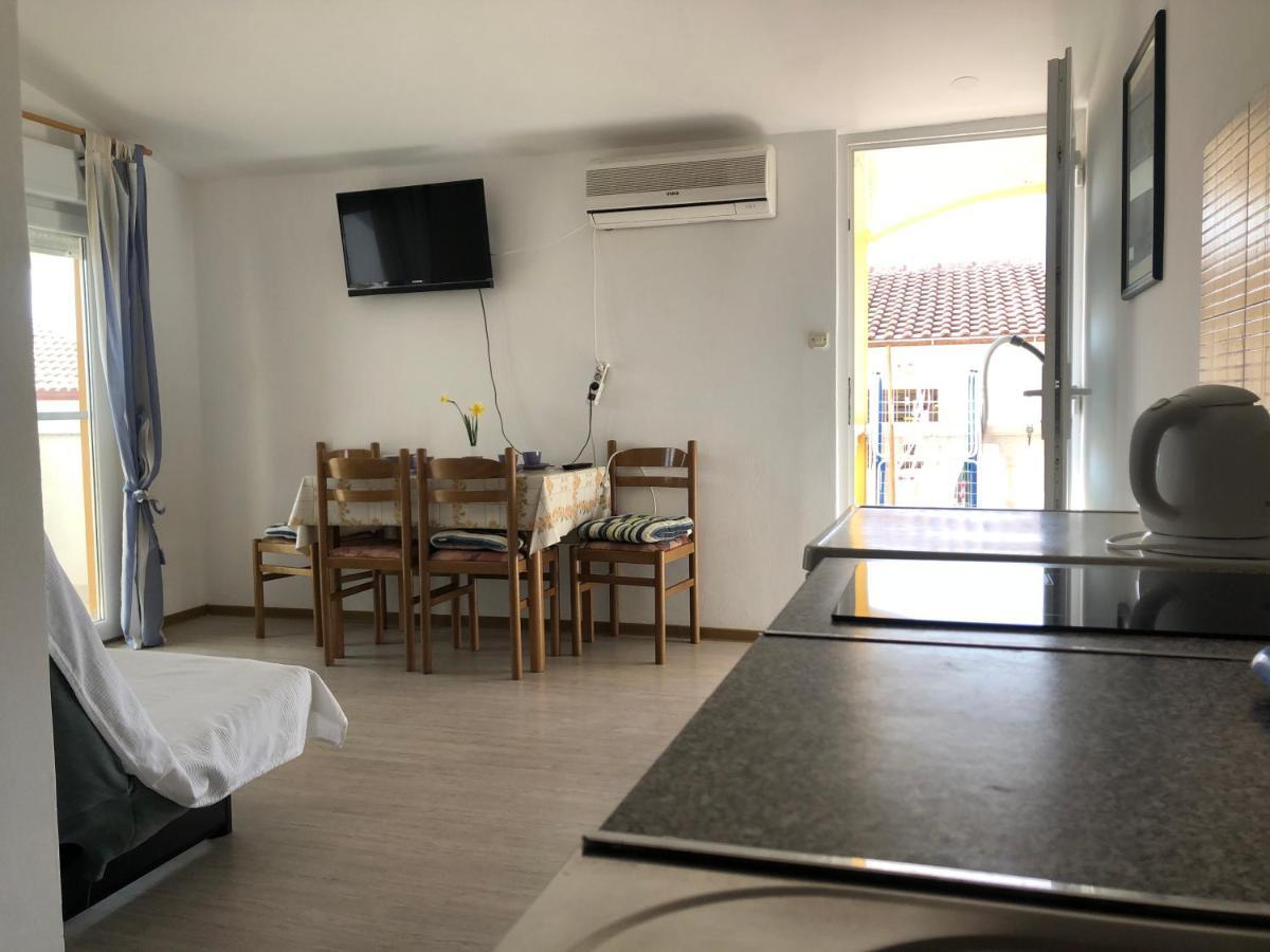 Apartments Marija Vir Kültér fotó